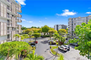 20500 W Country Club Dr APT 405, Aventura, FL 33180, - MLS#A12002766