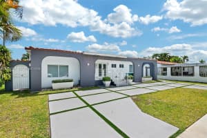 301 SW 30th Ct, Miami, FL 33135, - MLS#A12002769