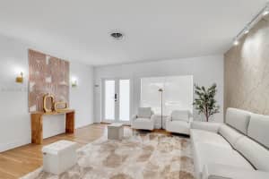 301 SW 30th Ct, Miami, FL 33135, - MLS#A12002769