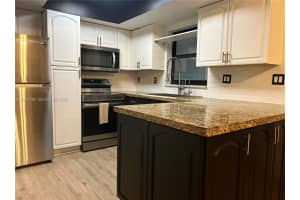 10 Laredo Pl, Davie, FL 33324, - MLS#A12002780