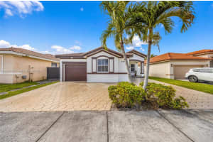 7972 Nw 198th St, Hialeah