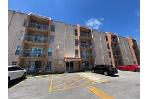 4713 Nw 7th St 410-1, Miami