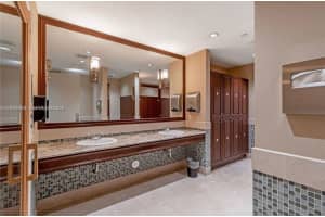 20000 E Country Club Dr APT 906, Aventura, FL 33180, - MLS#A12002806