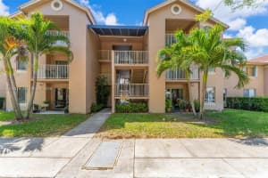 10630 Sw 157th Ct 106, Miami