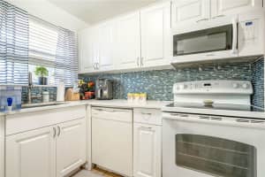 2811 N Pine Island Rd 108 Sunrise, FL 33322 - MLS#A12002826