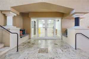 520 SE 5 Ave APT 1213, Fort Lauderdale, FL 33301, - MLS#A12002840