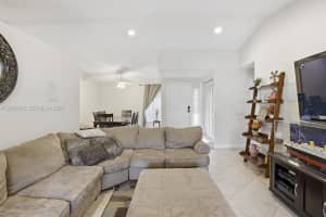 921 Monticello Ave, Davie, FL 33325, - MLS#A12002845