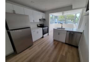 16546 Ne 26th Ave 2i, North Miami Beach