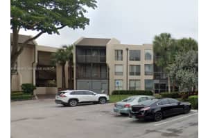 6301 N University Dr 202, Tamarac