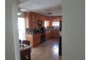 12011 Nw 33rd St Sunrise, FL 33323 - MLS#A12002892