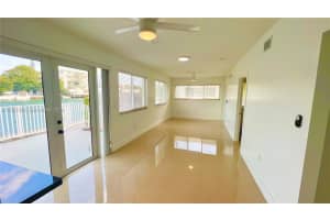 8235 Crespi Blvd #4, Miami Beach, FL 33141, - MLS#A12002903