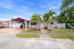 687 W 39th Pl, Hialeah, FL 33012, - MLS#A12002911