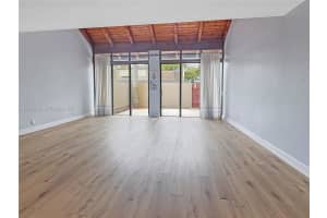 1180 Windward Dr Pembroke Pines, FL 33026 - MLS#A12002913