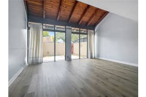 1180 Windward Dr Pembroke Pines, FL 33026 - MLS#A12002913