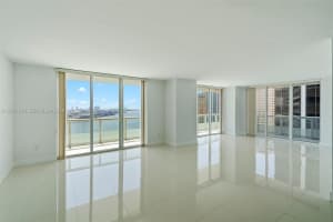 50 Biscayne, 50 Biscayne Blvd APT 2610, Miami, FL 33132, - MLS#A12002915