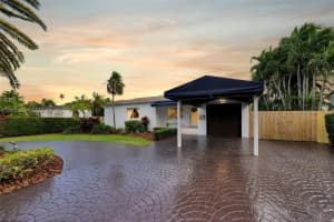 6134 SW 28th St, Miami, FL 33155, - MLS#A12002957