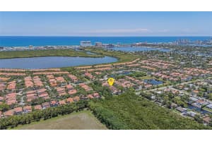 1135 W Lake St #0, Hollywood, FL 33019, - MLS#A12002971