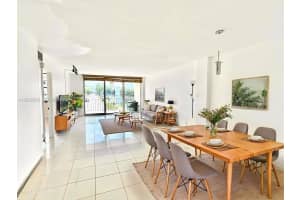 9500 W Bay Harbor Dr APT 2G, Bay Harbor Islands, FL 33154, - MLS#A12002985