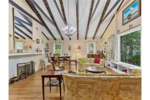 2724 Nw 19th Ave, Miami