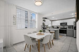 2829 Indian Creek Dr APT 410, Miami Beach, FL 33140, - MLS#A12002993