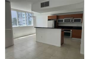 253 Ne 2nd St 1108, Miami