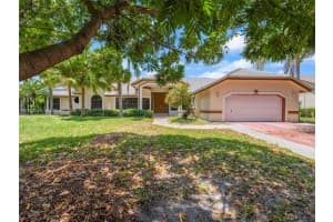 620 NW 104th Ave, Coral Springs, FL 33071, - MLS#A12003044