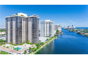 19667 Turnberry Way APT 18D, Aventura, FL 33180, - MLS#A12003078
