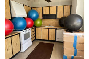 2851 Ne 183rd St 509e, Aventura