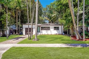 1315 Ne 130th St, North Miami