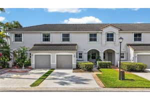 16862 Sw 1st St, Pembroke Pines