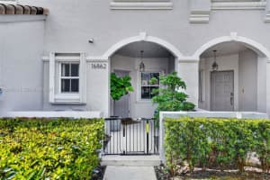 16862 SW 1st St, Pembroke Pines, FL 33027, - MLS#A12003133