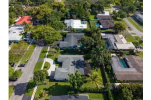 861 Nw 67th Ave Plantation, FL 33317 - MLS#A12003143