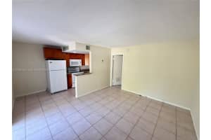 417 NE 17th Ave APT 10, Fort Lauderdale, FL 33301, - MLS#A12003153