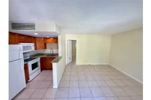 417 NE 17th Ave APT 10, Fort Lauderdale, FL 33301, - MLS#A12003153