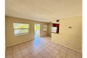 417 NE 17th Ave APT 10, Fort Lauderdale, FL 33301, - MLS#A12003153