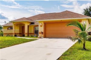 2611 65th St W, Lehigh Acres, FL 33971, - MLS#A12003197