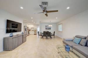 932 Polk St, Hollywood, FL 33019, - MLS#A12003198