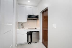 2368 SW 21st St, Miami, FL 33145, - MLS#A12003212