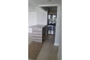 8840 Fontainebleau Blvd 402 Miami, FL 33172 - MLS#A12003229