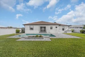 1114 NE 7th Pl, Cape Coral, FL 33909, - MLS#A12003234
