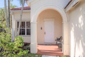 777 Tanglewood Cir, Weston, FL 33327, - MLS#A12003240