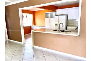 464 Ne 210th Cir Ter 201-10a, Miami