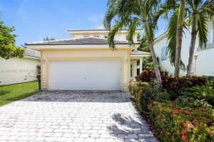3168 Ne 4th St, Homestead