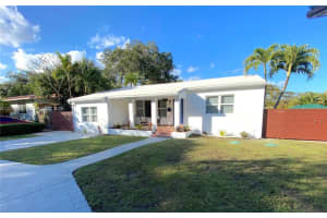 951 NE 116th St, Biscayne Park, FL 33161, - MLS#A12003331