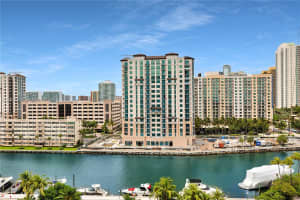 100 Bayview Dr APT 1002, Sunny Isles Beach, FL 33160, - MLS#A12003374