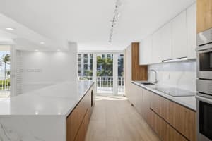 600 Grapetree Dr, Key Biscayne, FL 33149, - MLS#A12003424