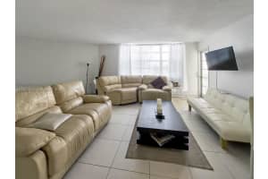 2750 NE 183rd St APT 407, Aventura, FL 33160, - MLS#A12003442