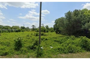 567 Ne Farrell Drive Lake Placid, FL 33852 - MLS#A12003454