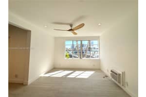 6944 Byron Ave APT 1, Miami Beach, FL 33141, - MLS#A12003469