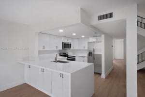 2548 N 38th Ave C-23 Hollywood, FL 33021 - MLS#A12003471